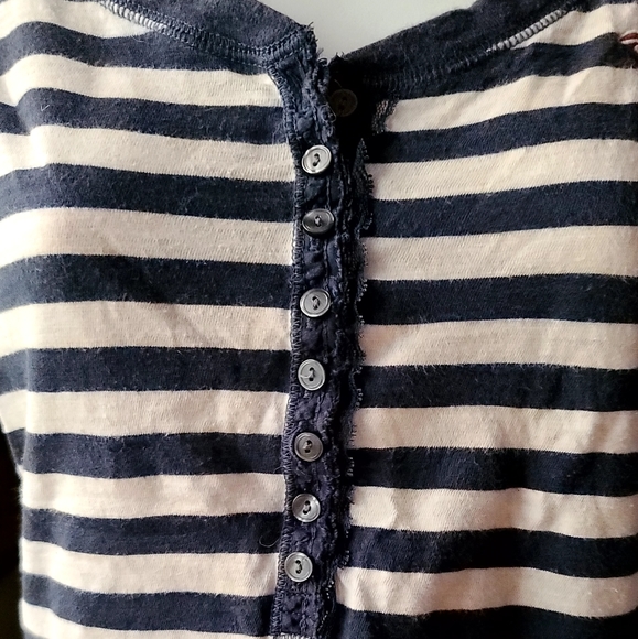 Hollister 1992 blue&white stripped long cuff sleeve lace front button shirt szS - Picture 3 of 7